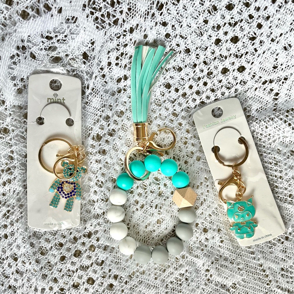 Charm/keychains (3 new) blue/white gold tone - accessory - purse